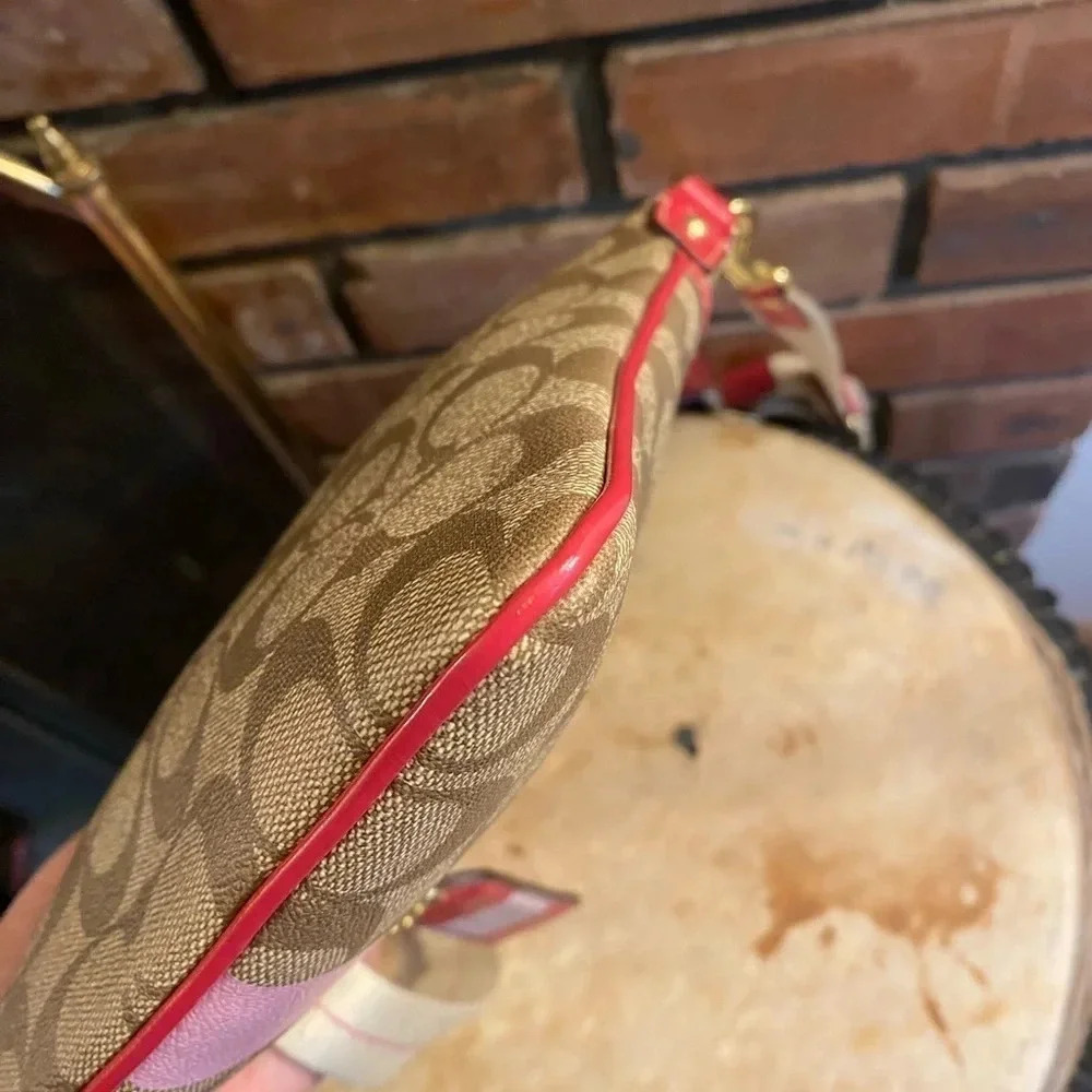 Coach Signature Heritage Stripe Crossbody Bag - Picture 8 of 12